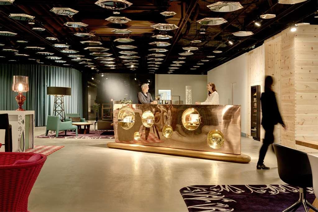 Becozy Self Check-In & Pop-Up Hotel Zurich Interior photo